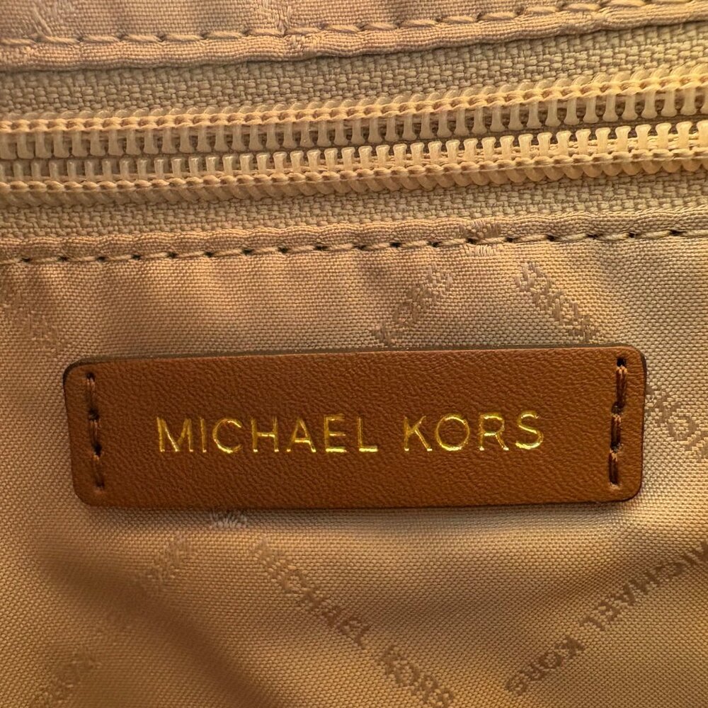 Michael Kors Logo Cream & Brown Canvas & Leather Tote Bag With Detachable Strap - Picture 10 of 16